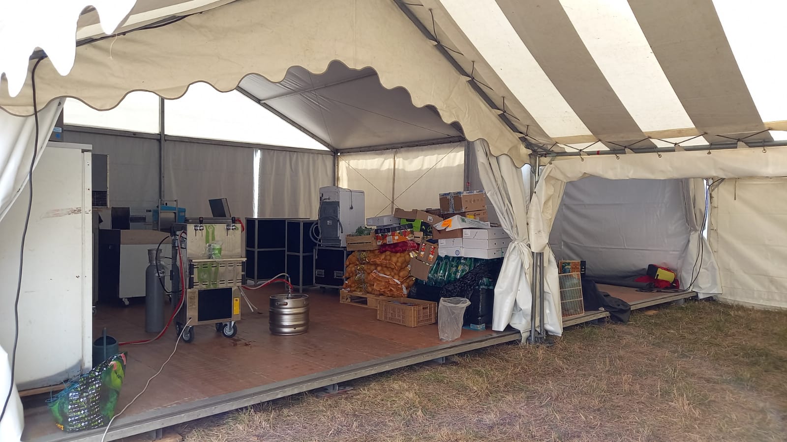 Le bar de la guinguette